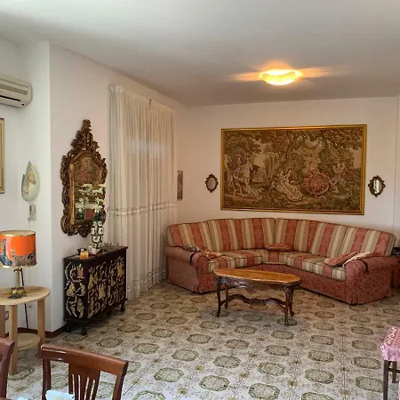 Relax E Mare Torre Archirafi 아파트